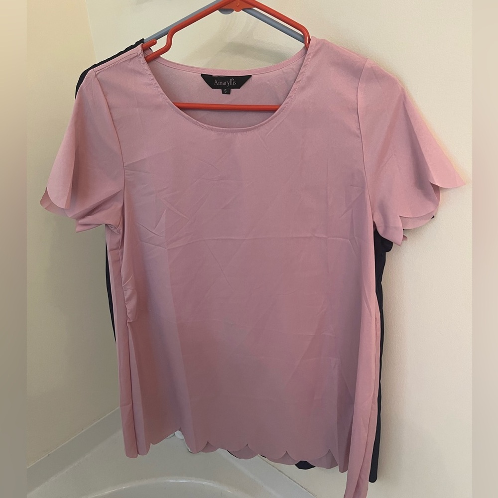 Scallop sleeve blouses